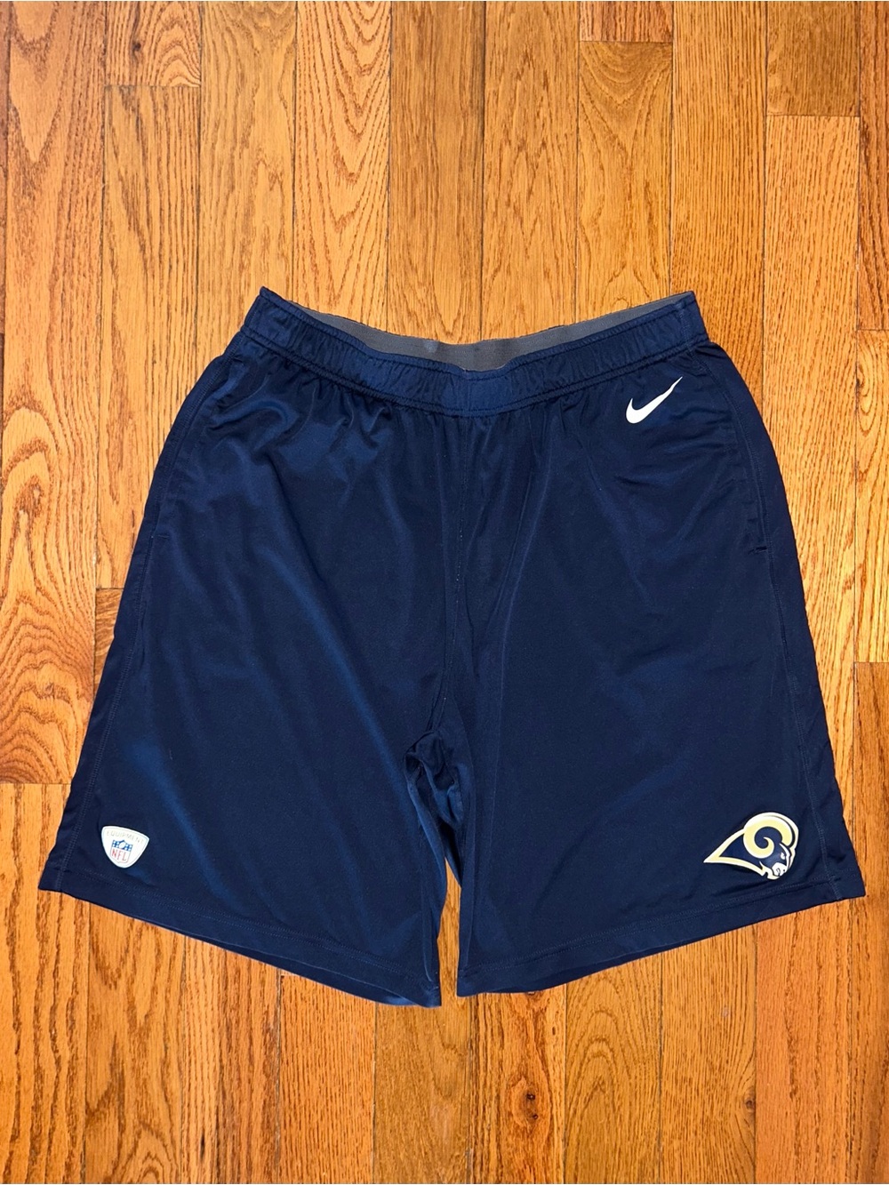 St Louis Rams Nike Training Dri Fit Shorts Size XL